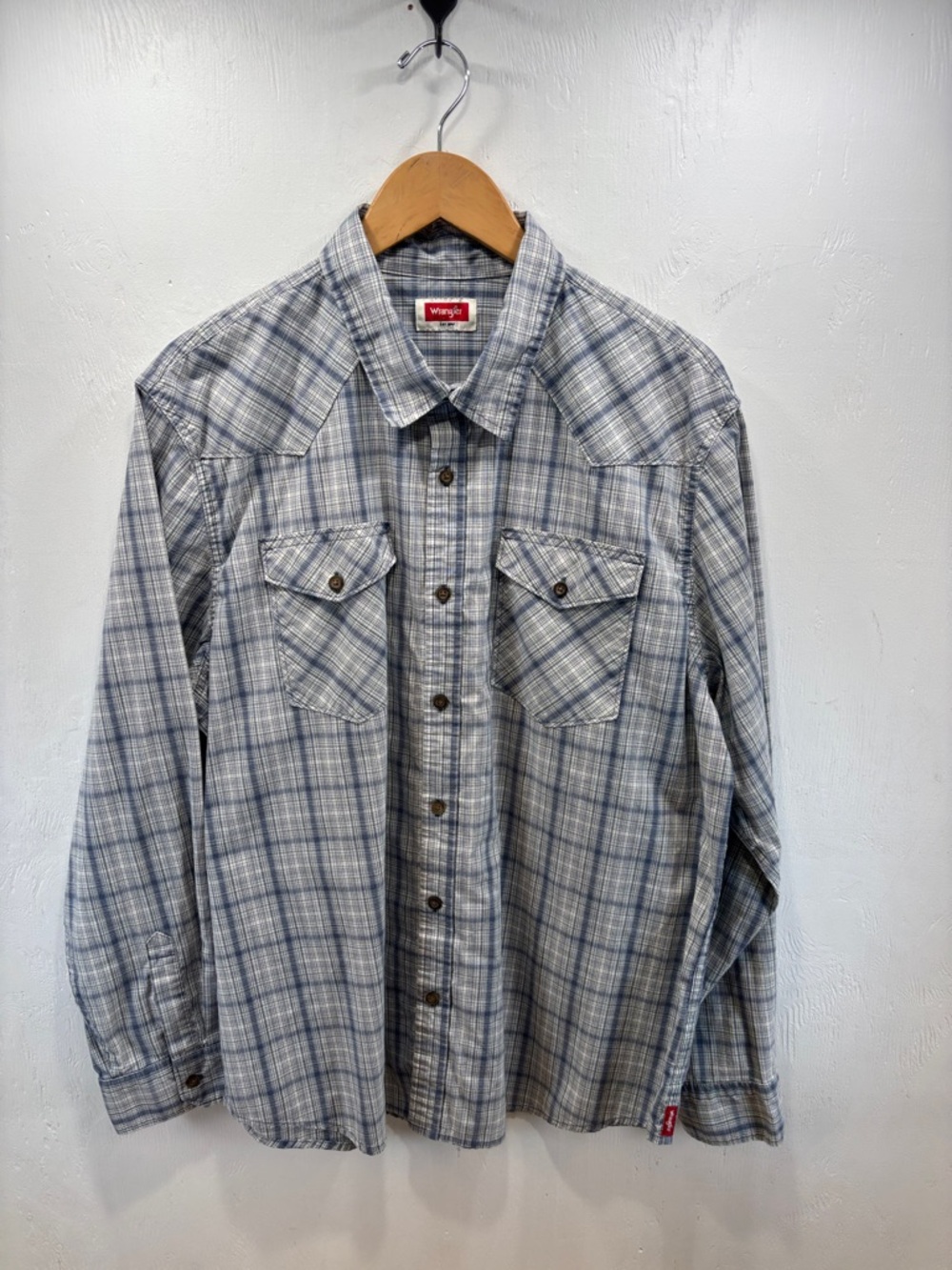 Wrangler Classic Casual Men's Gray & Blue Plaid Button-Down Western Shirt XL
